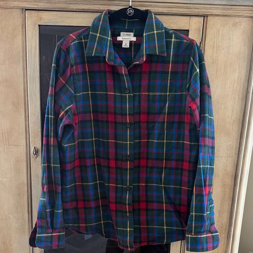 L.L. Bean women’s  Plaid Button-Up Shirt